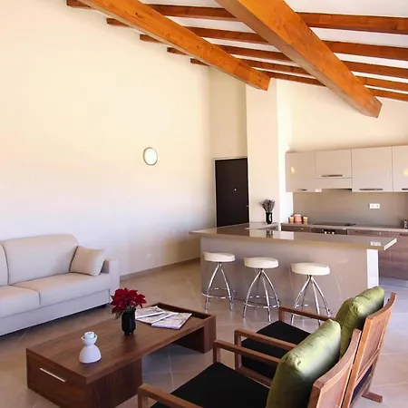 In Corsica Near Palombaggia Апартаменты *